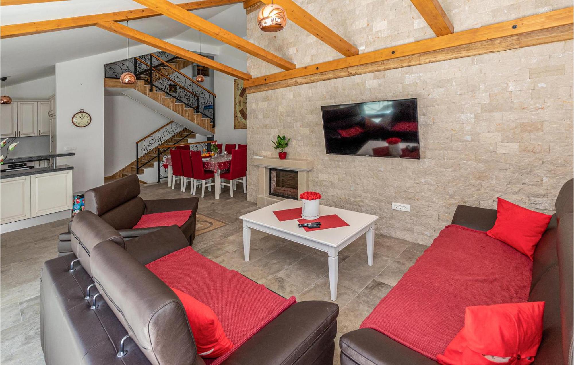 Lovely Home In Klek With House A Panoramic View Kültér fotó